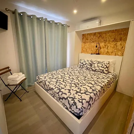818 Centro Nautico