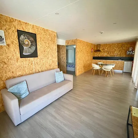 818 Centro Nautico Kamp alanı Vila Real de Santo António